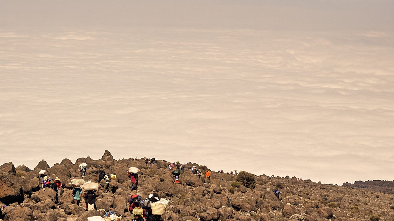 klimb mount kilimanjaro - tanzania afrika - ImagoSTUDIO ⎪ Andreas Strobl