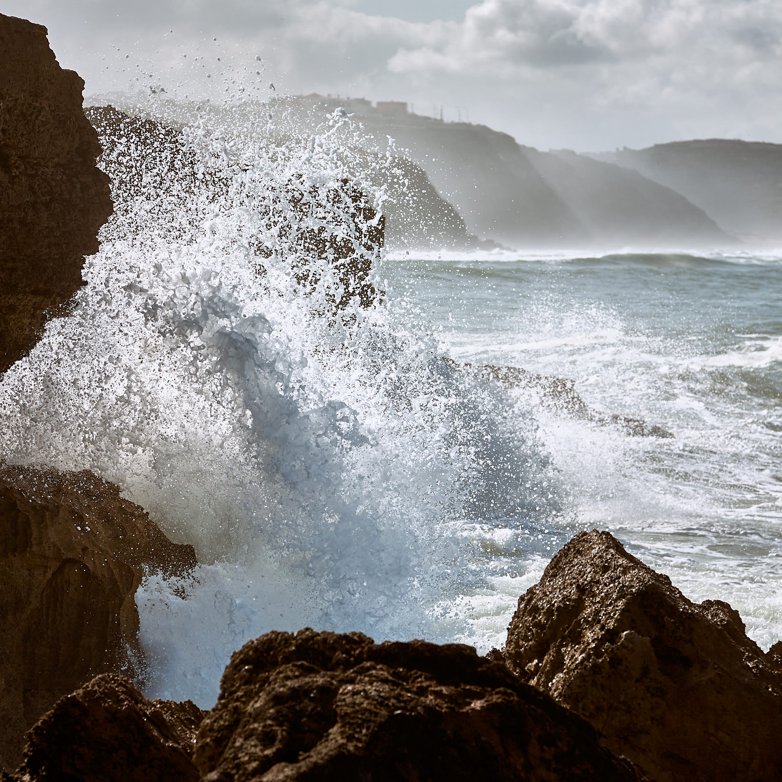 waves crashing stones - ericeira - ImagoSTUDIO ⎪ Andreas Strobl